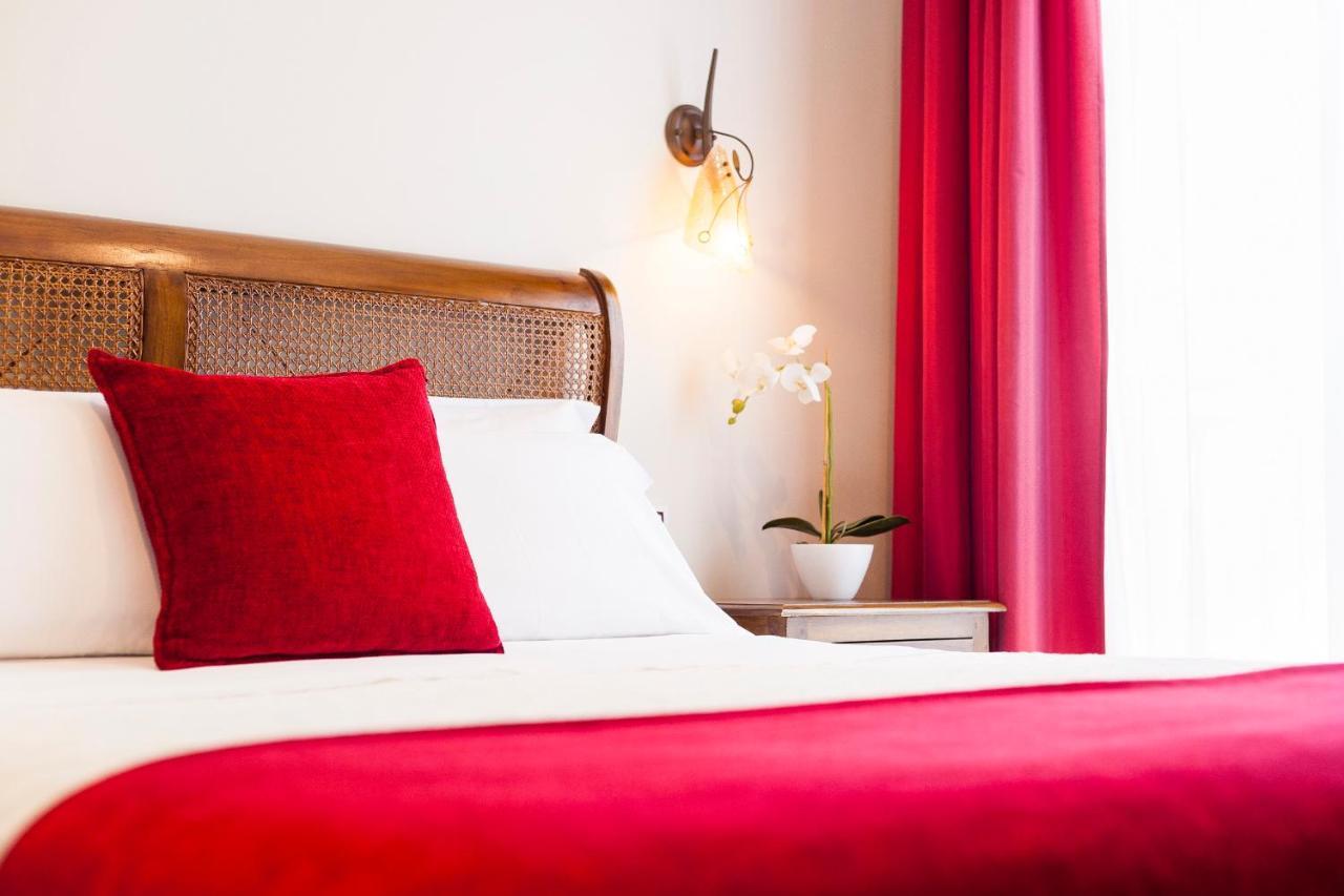 Hotel Arce بايونا المظهر الخارجي الصورة
